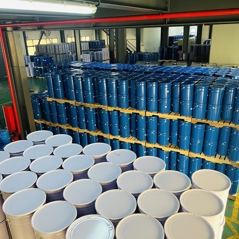 Agente de cura e endurecedor de resinas epoxi para transformadores e reatores com componentes elétricos