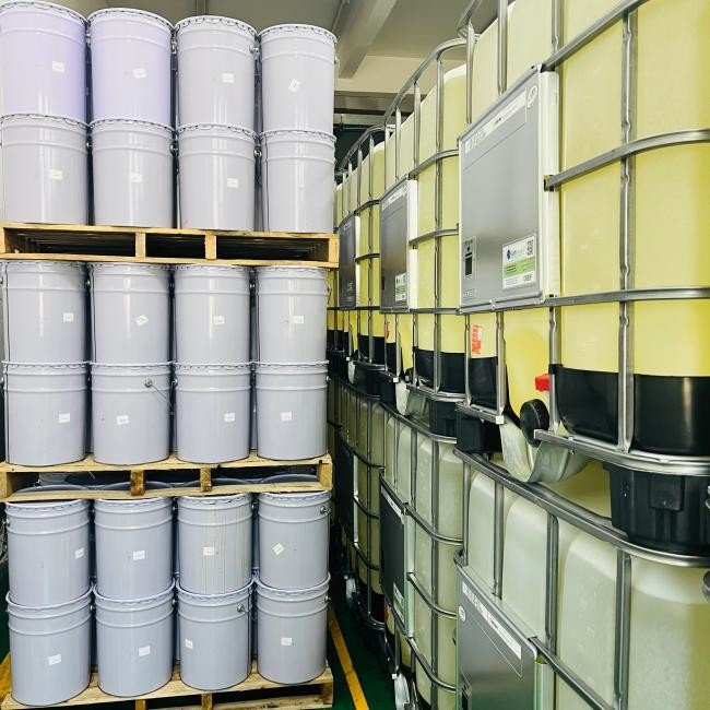 Resina epoxi de fundição flexível para encapsulamento de bobinas de transformadores adaptável a diferentes condições